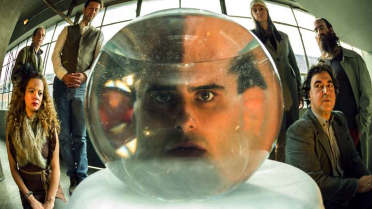 Τα πάθη ενός συγγραφέα στον εμφύλιο και τα γρανάζια ενός θεάτρου