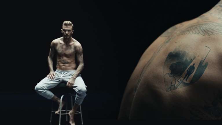 Τα τατουάζ του Μπέκαμ «ζωντανεύουν» για τη Unicef