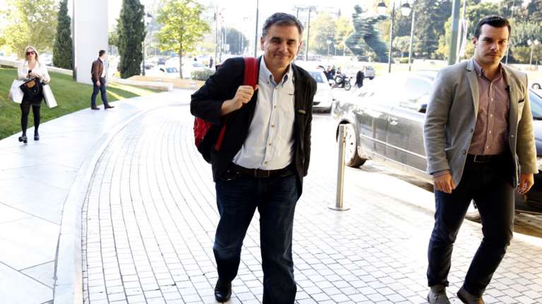 Το θεώρημα του Ευκλείδη: εκλογές αν μας πιέσουν για νέα μέτρα