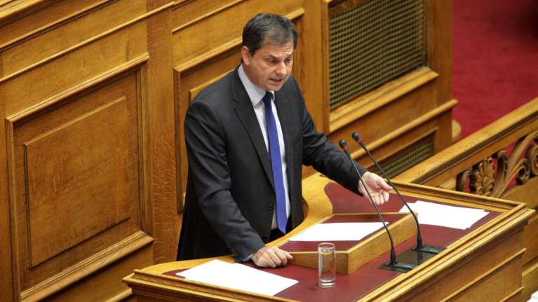 Θεοχάρης: Προσέξτε μη ζήσουμε εθνική ή οικονομική τραγωδία