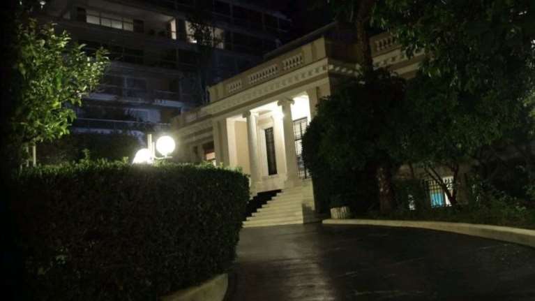 Το "blame game" Μαξίμου - δανειστών για τις κάλπες