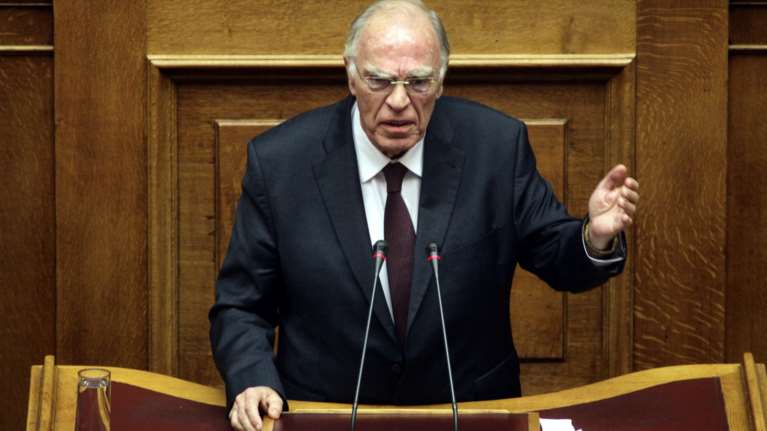 Λεβέντης:&#39; Οποιος πρωθυπουργός μας βγάλει από το ευρώ θα πάει φυλακή
