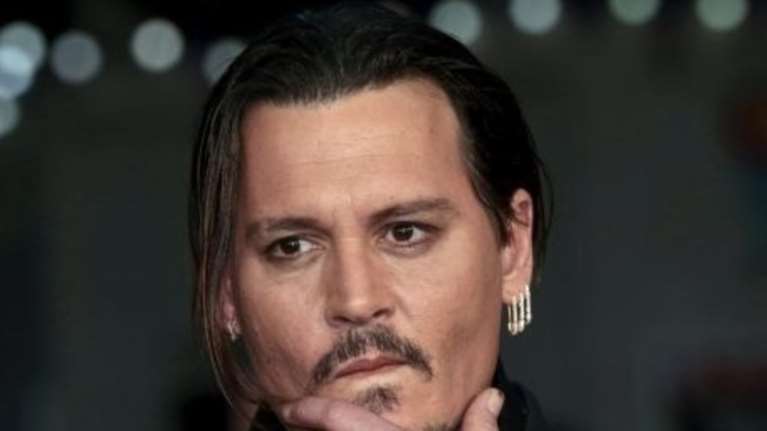 Ο Τζόνι Ντέπ  κουβάλησε τον Τζακ Σπάροου στο νοσοκομείο για καλό σκοπό