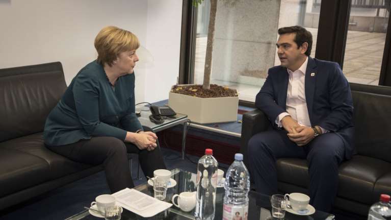 Οι Θεσμοί δεν έρχονται ο Τσίπρας πάει στο Βερολίνο