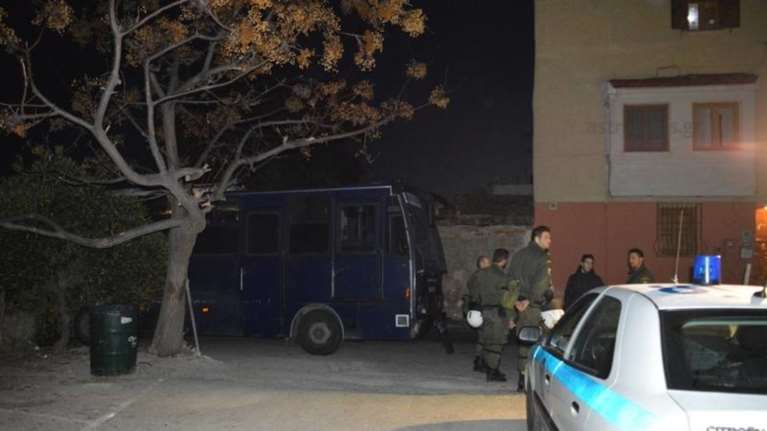 Πυροβολισμοί και επεισόδια στο hot spot της Σούδας στη Χίο