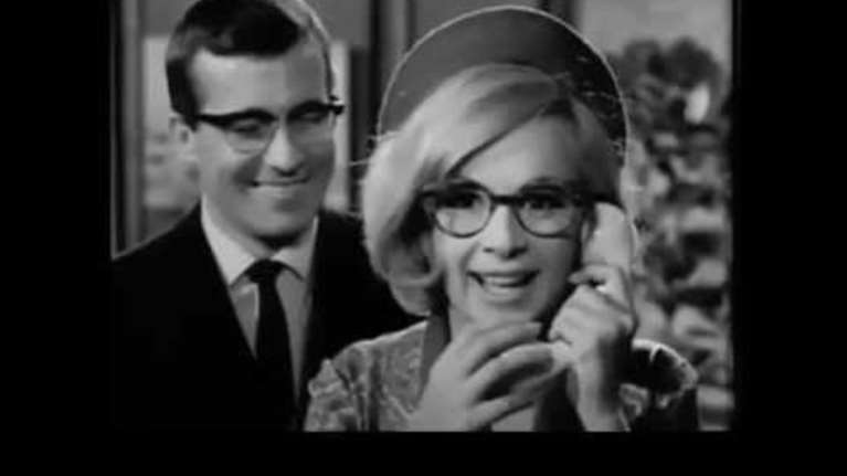 Η καλύτερη στιγμή του χθεσινού Ράδιο Αρβύλα: Κερνάει ο Τσίπρας κυρ Στέφανε