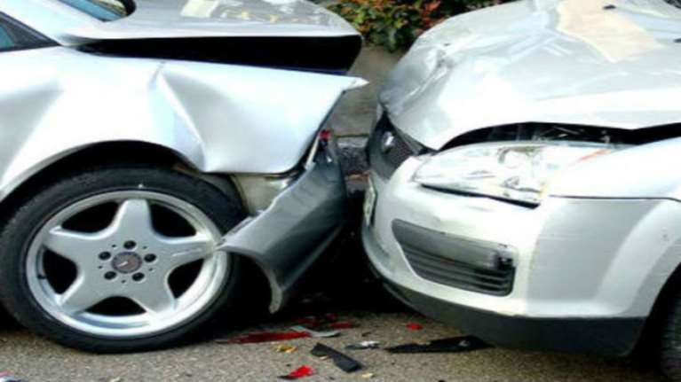 Τετραπλή σύγκρουση αυτοκινήτων με επτά τραυματίες στην Κύπρο