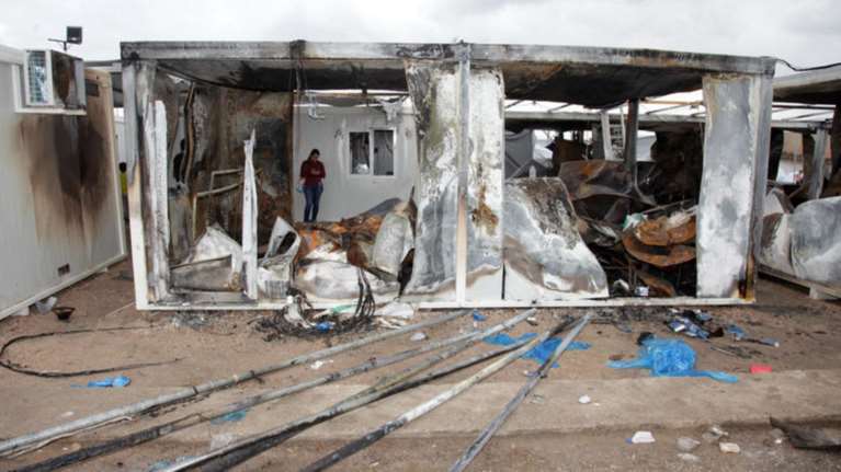 Politico: No man&#39;s land για τους πρόσφυγες η Ελλάδα