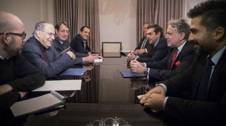 Συνάντηση Τσίπρα - Αναστασιάδη στις Βρυξέλλες για το Κυπριακό