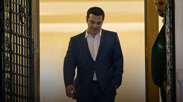 Η χώρα στο εκκρεμές του Αλέξη: Μέτρα και αξιολόγηση ή εκλογές