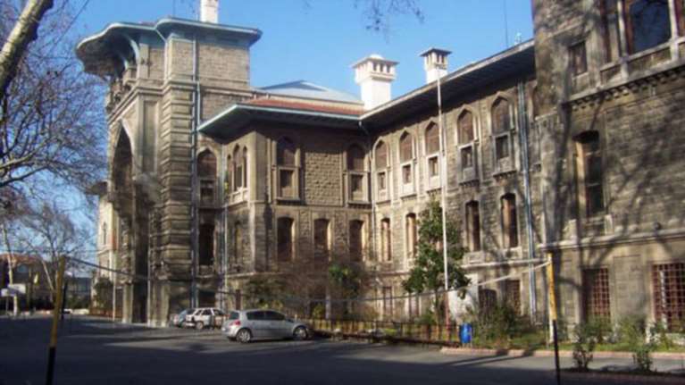 Απαγόρευσαν τα Χριστούγεννα σε γερμανικό σχολείο της Πόλης