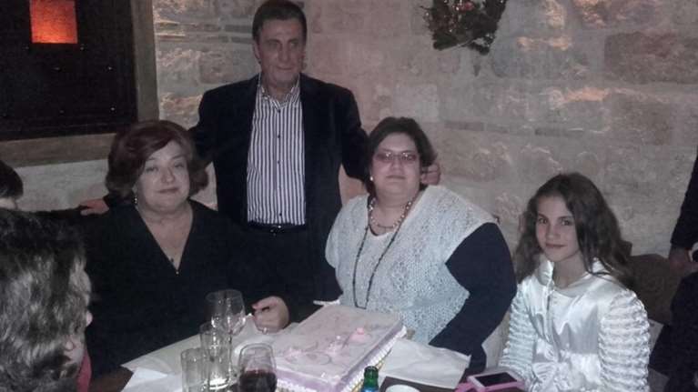 Μαριέττα Γιαννάκου: Σπάνια δημόσια εμφάνιση στα γενέθλια της κόρης της