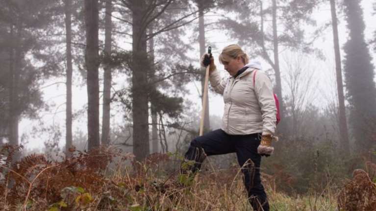 H viral φωτογραφία από την αναζήτηση μιας τραγικής μάνας