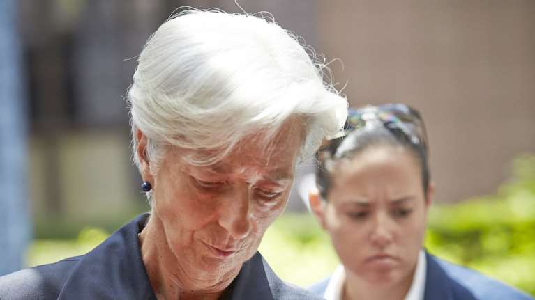 Καταδικάστηκε για αμέλεια η Λαγκάρντ στη δίκη για την υπόθεση Ταπί