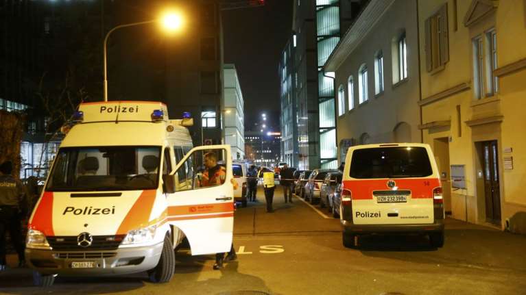 Νεκρός ο δράστης της επίθεσης με πυροβολισμούς στην Ζυρίχη