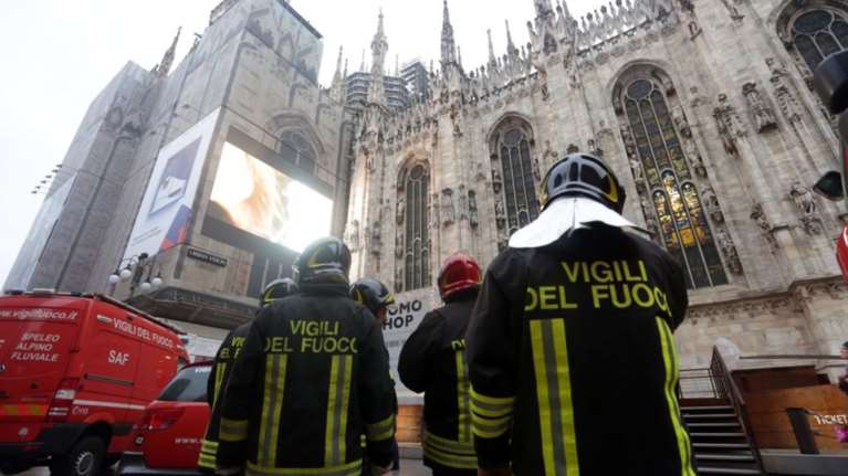 Βουτιά θανάτου για 62χρονο από τον ναό Ντουόμο του Μιλάνου