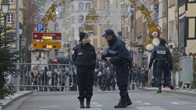 Σε "κόκκινο" συναγερμό όλες οι μητροπόλεις για νέα χτυπήματα