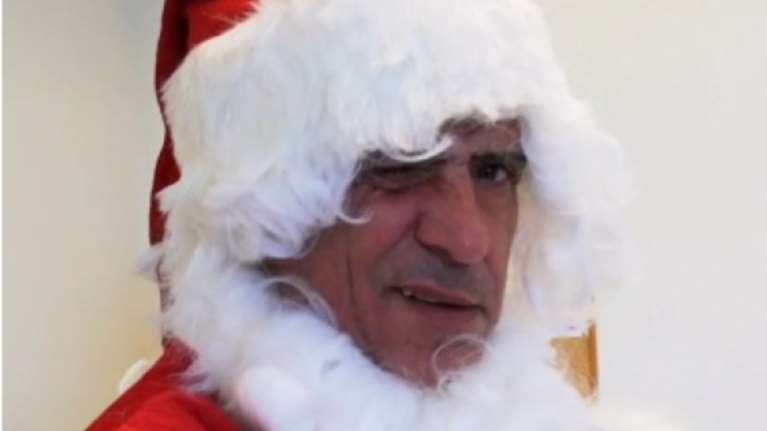 O Άγιος Βασίλης υπάρχει και λέγεται Φερνάντο Σάντος-Δείτε το βίντεο