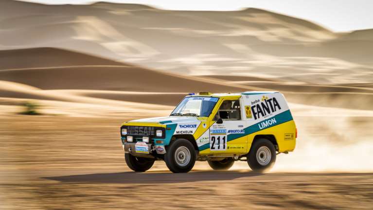 Τι γυρεύει ένα Nissan Patrol 30 ετών στο Rally Paris-Dakar;