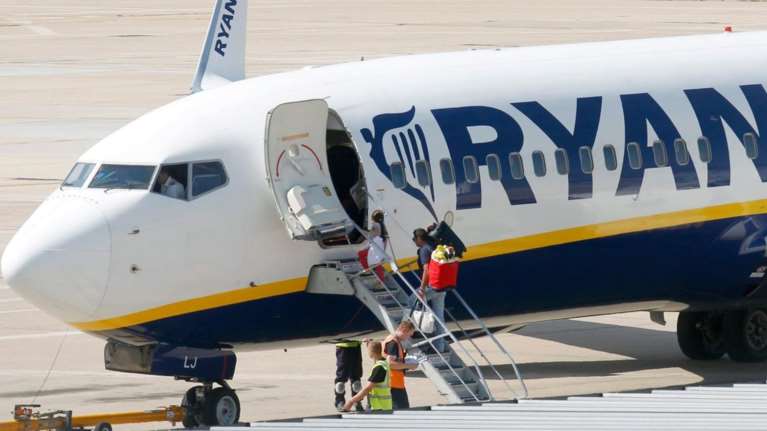 40χρονος έπεσε από τη σκάλα αεροσκάφους στο αεροδρόμιο Χανίων