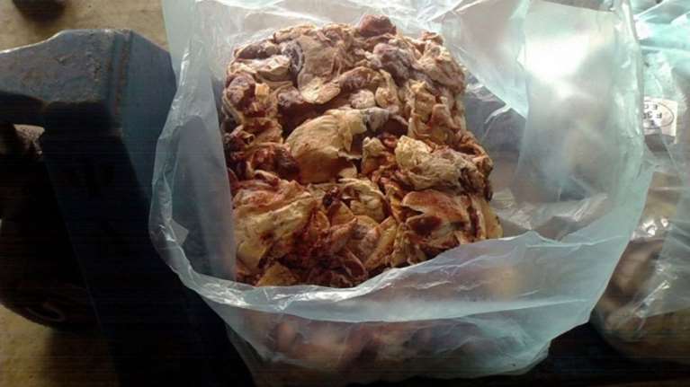 Κατασχέθηκαν 1.391 κιλά κρέας και κοτόπουλο από αγορές