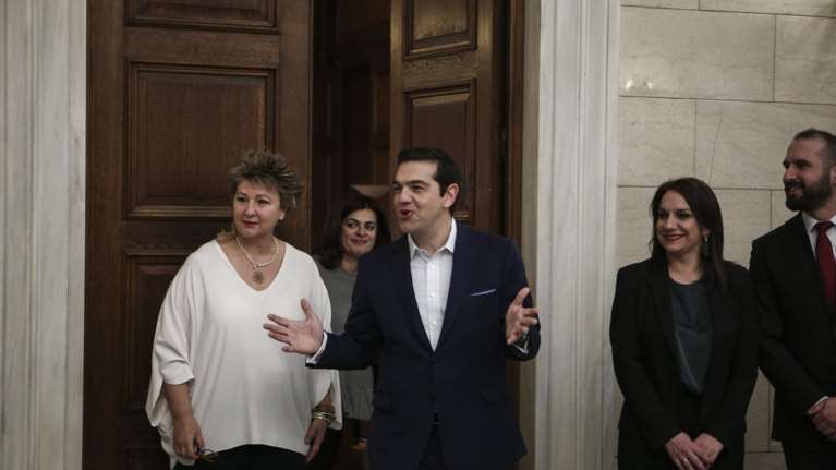 Σε ποιον είπε ο Τσίπρας «ρε μεγάλε τη γραβάτα σου θέλω»