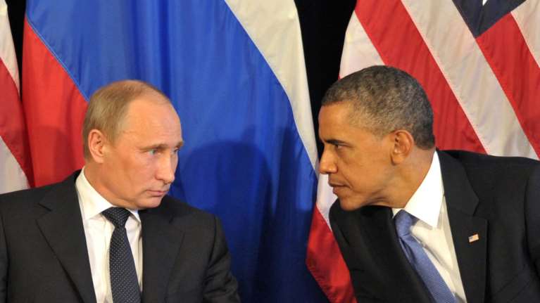 Μαζικές απελάσεις Ρώσων διπλωματών από τις ΗΠΑ για τις κυβερνοεπιθέσεις