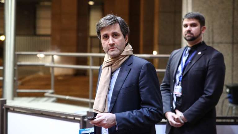 Ποιοι υπουργοί πήραν ... δώρο έναν &quot;κόφτη&quot; από τον Χουλιαράκη