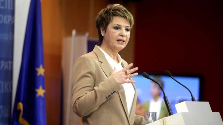 Παραίτηση Γεροβασίλη ζητούν ΝΔ, Ποτάμι - Τι απαντά η υπουργός