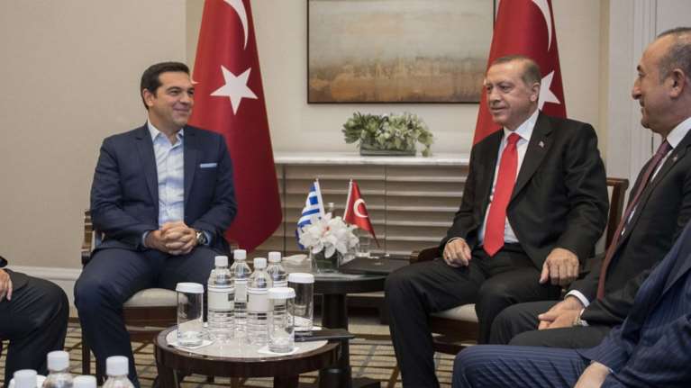 Τι λένε στην κυβέρνηση για τη συνάντηση Τσίπρα-Ερντογάν