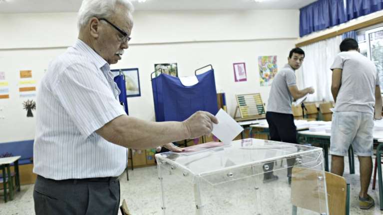 Διευρύνεται η αμφισβήτηση στο ευρώ: Δεύτερο γκάλοπ - μήνυμα