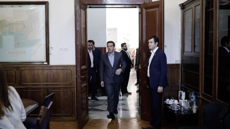 8 στους 10 Θεσσαλονικείς θεωρούν άχρηστο το πρωθυπουργικό γραφείο στην πόλη