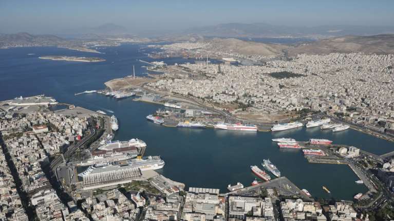 Απαγορευτικό απόπλου από τον Πειραιά, ποια πλοία δεν φεύγουν