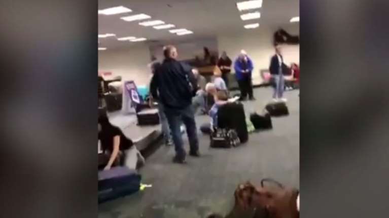 Πανικός και φωνές στο αεροδρόμιο της Φλόριντα μετά το μακελειό