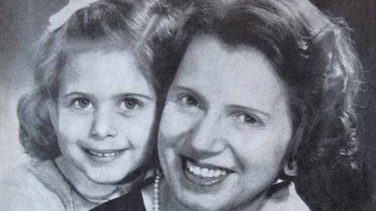 Αγαπημένη Θεία Λένα. Η ζωή και το έργο της Αντιγόνης Μεταξά