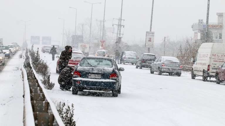 Χάος στη Θεσσαλονίκη, σε κατάσταση έκτακτης ανάγκης ο Εβρος