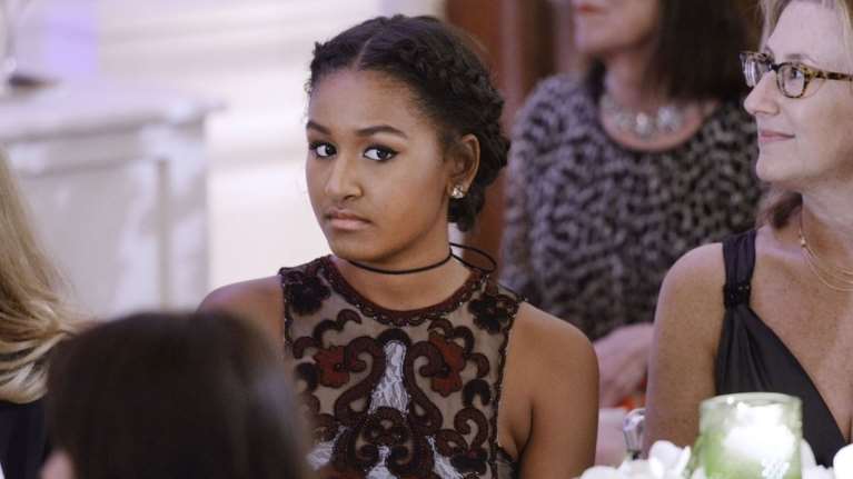 Ο υπέροχος λόγος που η Σάσα δεν πήγε στην τελευταία ομιλία του πατέρα της