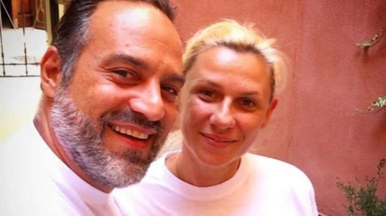 Στο νοσοκομείο ο Κρατερός Κατσούλης - H ανησυχία της Καραβάτου