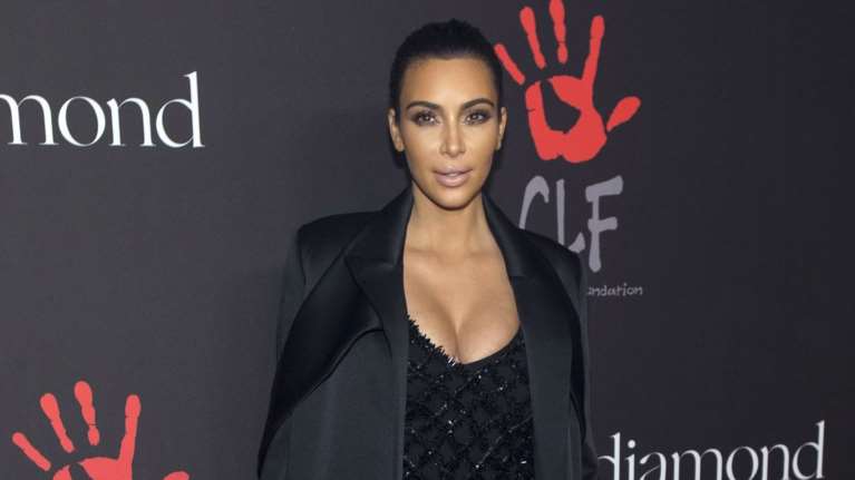 Τρεις οι βασικοί ύποπτοι για την ληστεία της Κιμ Καρντάσιαν