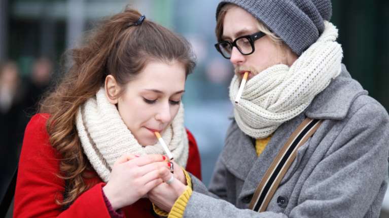 Στοιχεία που σοκάρουν: 1 τρισεκατομμύριο ετησίως το κόστος του καπνίσματος