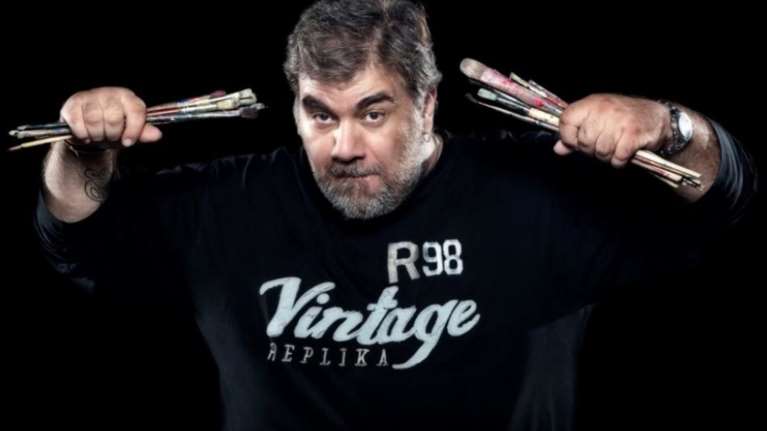 Ο τρελά ερωτευμένος Σταρόβας έτοιμος για γάμο και δίαιτα