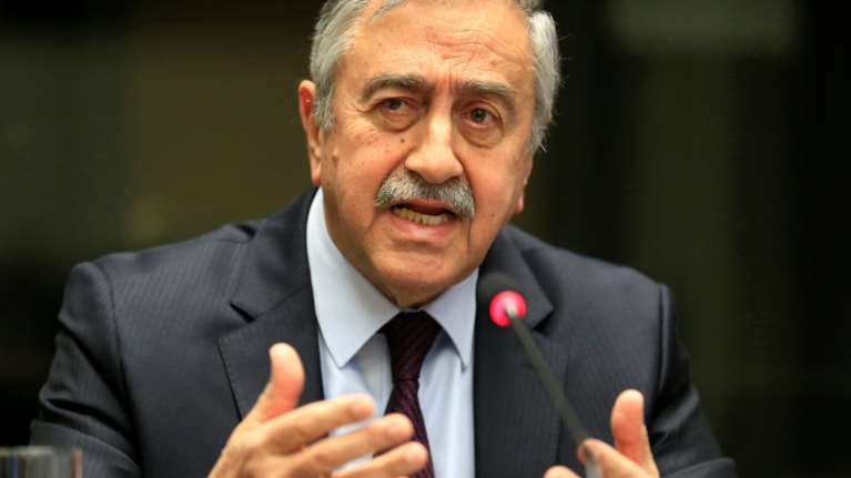 Μ.Ακιντζί:'Ανευ εγγυήσεων και εκ περιτροπής προεδρία δεν έχει λύση