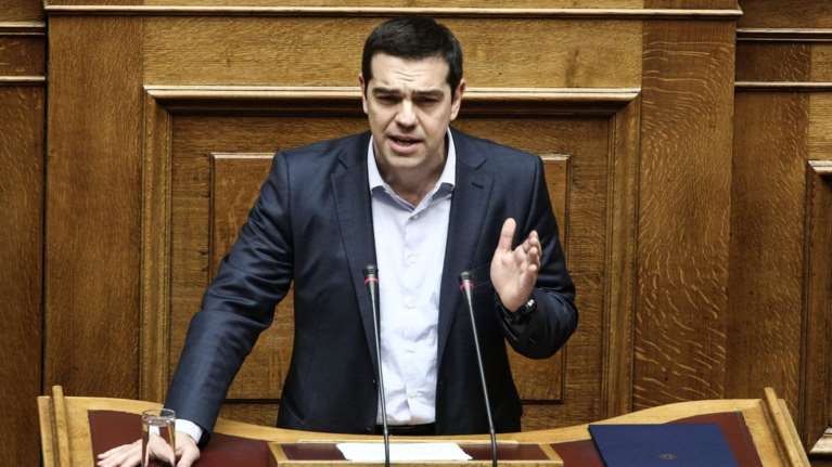 Μύδροι Τσίπρα στη Βουλή: Σιγά τα αίματα κ. Μητσοτάκη