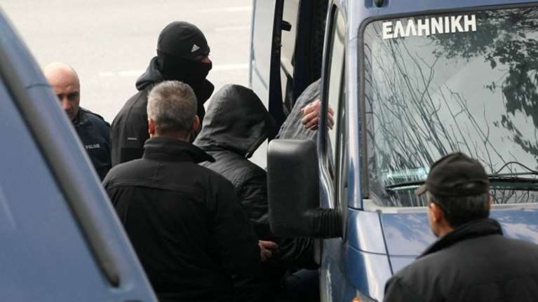 Πολίτες… υπεράνω υποψίας στη μαφία των Ρομά