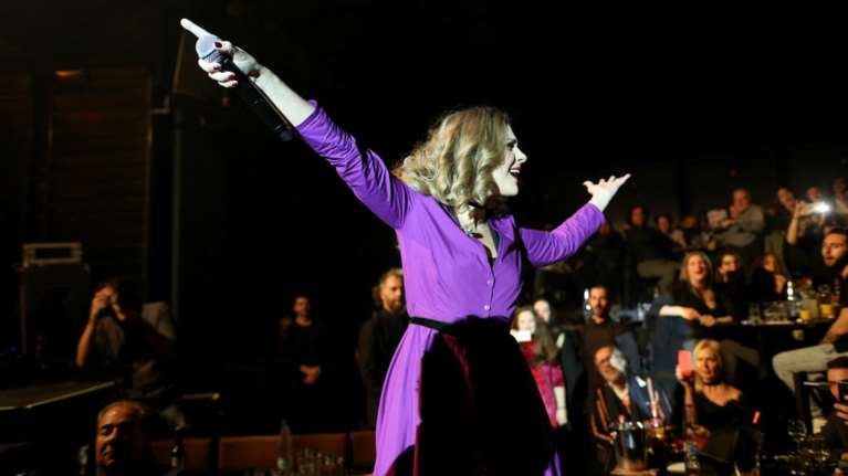 Νατάσσα Μποφίλιου: Παράταση για 5 ακόμα παραστάσεις στο Estate