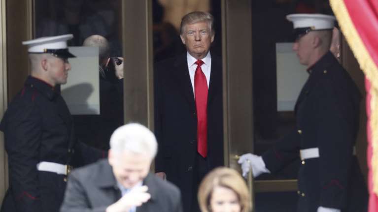 Τα «3Α» της εποχής Τραμπ: Άγνωστο, αγωνία και αβεβαιότητα