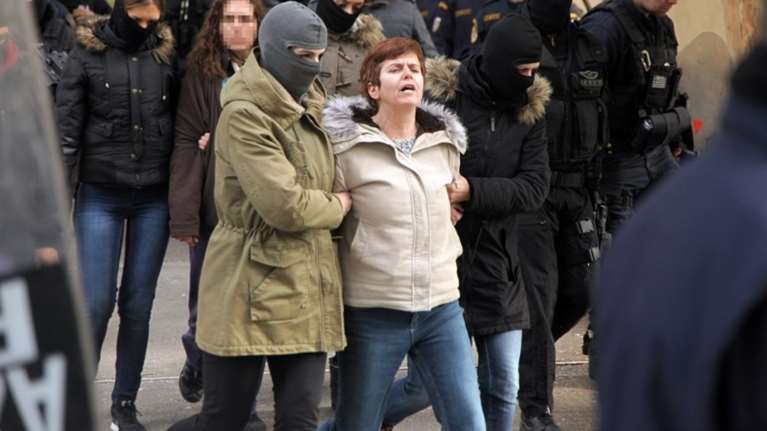 &quot;Προκήρυξη&quot; της Πόλας Ρούπα - Σχεδίαζε πολλαπλά χτυπήματα