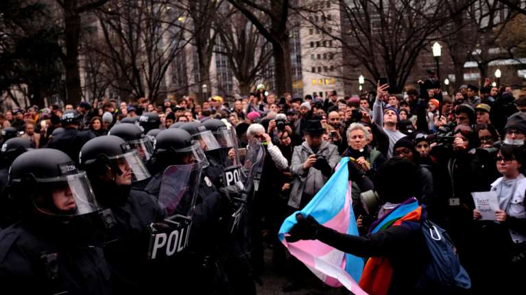 Διαδηλώσεις και επεισόδια μετά την ορκωμοσία Τραμπ