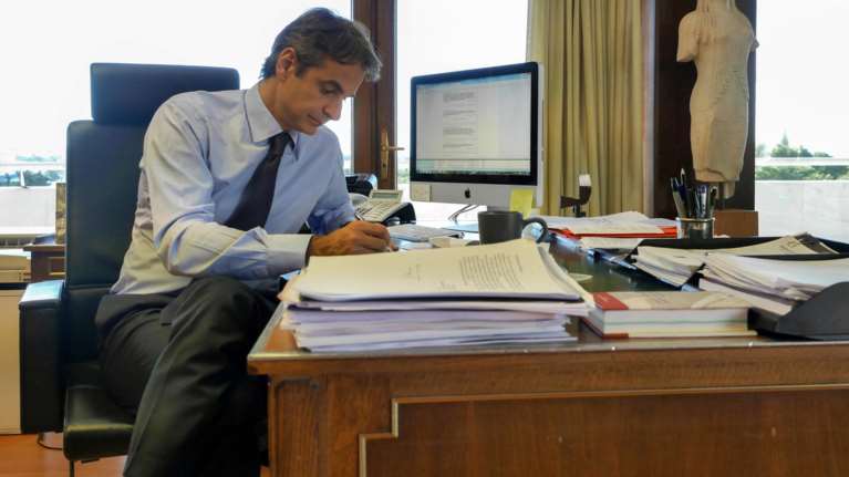 Τα σχέδια Μητσοτάκη για τις πρώτες κινήσεις της κυβέρνησής του