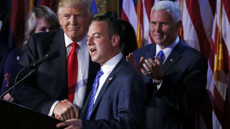 Ο ομογενής προσωπάρχης του Λευκού Οίκου κατά των ΜΜΕ